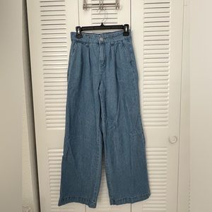 High waisted & wide legged jean pant